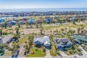 1290 Par View Dr, Sanibel, FL 33957, Sold 03/21/23