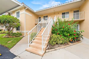 184 Furse Lakes Cir, Naples, FL 34104, Sold 04/28/23
