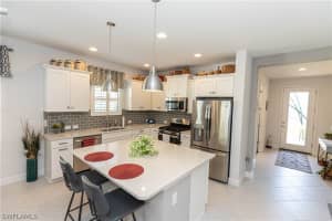 7670 Cypress Walk Dr, Fort Myers, FL 33966, Sold 04/20/23