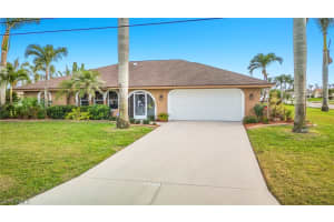 1704 Palaco Grande Pkwy, Cape Coral, FL 33904, Sold 03/31/23