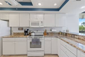 303 Periwinkle Way UNIT 221, Sanibel, FL 33957, Sold 03/15/23