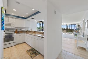 303 Periwinkle Way UNIT 221, Sanibel, FL 33957, Sold 03/15/23