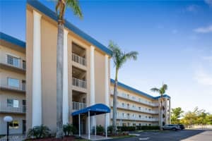 14801 Park Lake Dr APT 207, Fort Myers, FL 33919, Sold 03/14/23