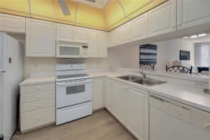14801 Park Lake Dr APT 207, Fort Myers, FL 33919, Sold 03/14/23
