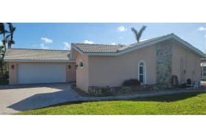 1042 N Waterway Dr, Fort Myers, FL 33919, Sold 04/06/23