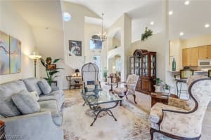 1041 Jardin Dr, Naples, FL 34104, Sold 03/31/23