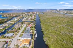 6788 Danah Ct, Fort Myers, FL 33908, Sold 03/19/24