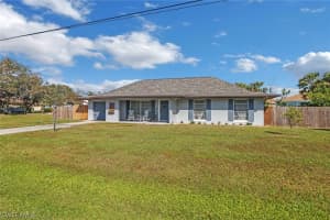 5520 Shaddelee Ln W, Fort Myers, FL 33919, Sold 04/28/23