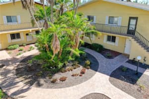 8049 Country Rd UNIT 205, Fort Myers, FL 33919, Sold 06/08/23
