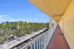 2366 E Mall Dr #514, Fort Myers, FL 33901, Sold 04/24/23