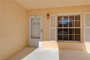 765 Wiggins Lake Dr, Naples, FL 34110, Sold 03/27/23