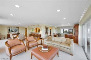 1605 Middle Gulf Dr UNIT 213, Sanibel, FL 33957, Sold 05/16/23