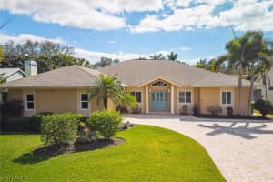 2197 Pinewoods Cir, Naples, FL 34105, Sold 04/13/23