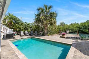 1292 Grand Canal Dr, Naples, FL 34110, Sold 05/02/23