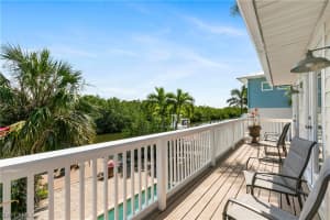 1292 Grand Canal Dr, Naples, FL 34110, Sold 05/02/23