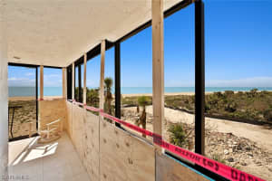 2835 W Gulf Dr UNIT 4, Sanibel, FL 33957, Sold 01/10/25