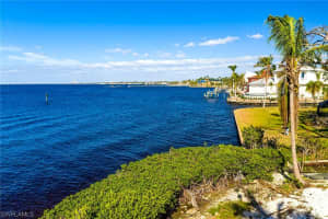 5597 Sundown Harbor Ct, Fort Myers, FL 33919, Sold 11/15/23