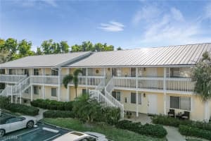 4629 Bayshore Dr, Naples, FL 34112, Sold 03/30/23
