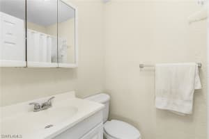 4629 Bayshore Dr, Naples, FL 34112, Sold 03/30/23