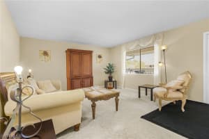 4629 Bayshore Dr, Naples, FL 34112, Sold 03/30/23