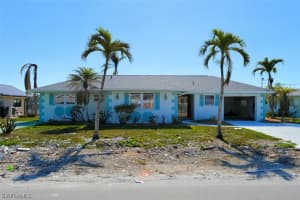 230 Randy Ln, Fort Myers Beach