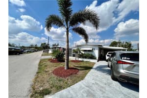 107 Gaslight Ave, North Fort Myers, FL 33917, Sold 01/19/24