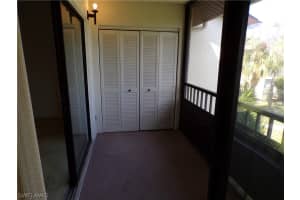 9300 Lake Park Dr APT 202, Fort Myers, FL 33919, Sold 04/21/23