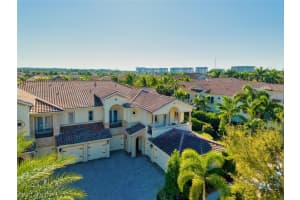 2317 Residence Cir, Naples, FL 34105, Sold 04/25/23