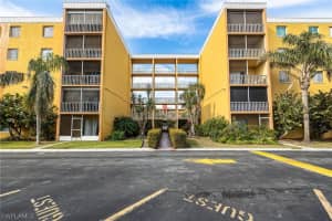 2366 E Mall Dr APT 208, Fort Myers, FL 33901, Sold 09/18/23