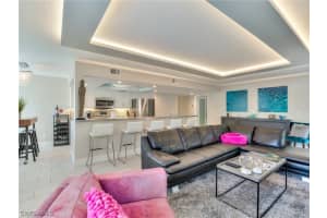 529 Club Side Dr, Naples, FL 34110, Sold 06/09/23