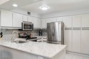 228 Fox Glen Dr, Naples, FL 34104, Sold 04/13/23