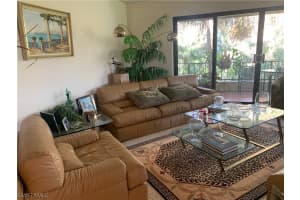 107 Clubhouse Ln, Naples, FL 34105, Sold 08/07/23