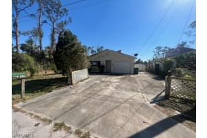559 San Jose St, North Fort Myers, FL 33903, Sold 03/29/23