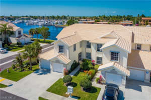 385 Stella Maris Dr N, Naples, FL 34114, Sold 06/30/23