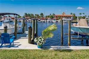 385 Stella Maris Dr N, Naples, FL 34114, Sold 06/30/23