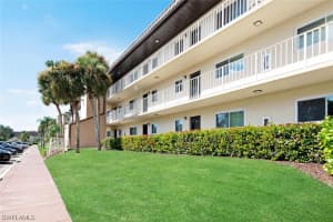 1014 Manatee Rd, Naples, FL 34114, Sold 04/11/23
