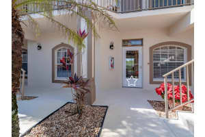 242 Newport Dr, Naples, FL 34114, Sold 04/06/23