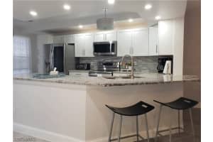 340 Horse Creek Dr, Naples, FL 34110, Sold 07/17/23