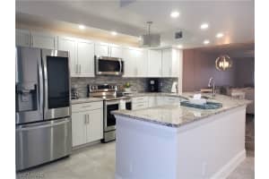 340 Horse Creek Dr, Naples, FL 34110, Sold 07/17/23