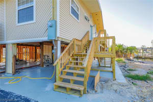 310 Bayland Rd, Fort Myers Beach, FL 33931, Sold 05/03/23