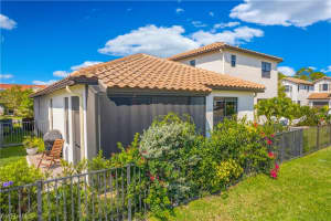 8828 Madrid Cir, Naples, FL 34104, Sold 08/02/23