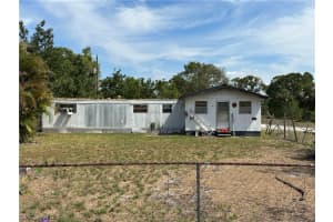 7851 Suncoast Dr, North Fort Myers, FL 33917, Sold 09/27/23