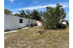 7851 Suncoast Dr, North Fort Myers, FL 33917, Sold 09/27/23