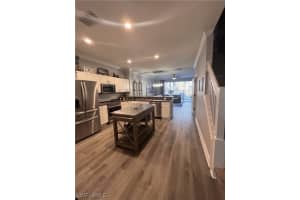 1047 Albany Ct, Naples, FL 34105, Sold 04/28/23