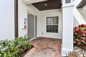4445 Dover Ct, Naples, FL 34105, Sold 04/19/23