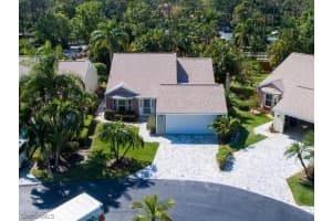 15343 Wimborne Ln, Naples, FL 34110, Sold 04/25/23