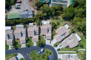 15343 Wimborne Ln, Naples, FL 34110, Sold 04/25/23