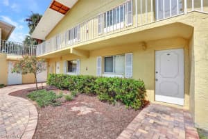 8071 Country Rd UNIT 106, Fort Myers, FL 33919, Sold 05/31/23