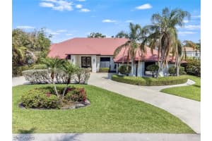 547 Bayside Dr, Fort Myers, FL 33919, Sold 04/28/23