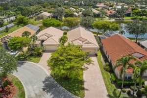 9007 Springview Loop, Estero, FL 33928, Sold 10/25/23